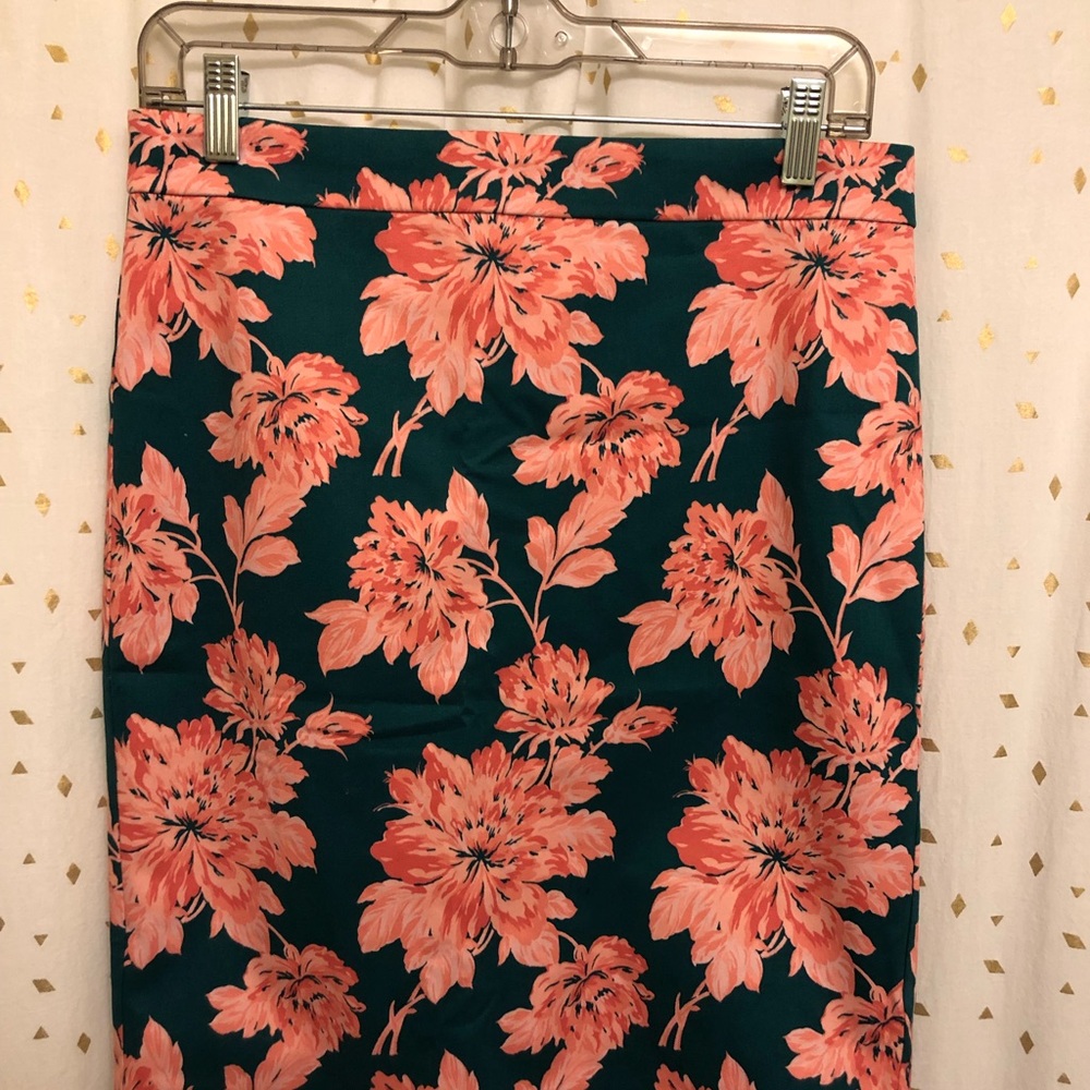 New with tags j crew pencil skirt